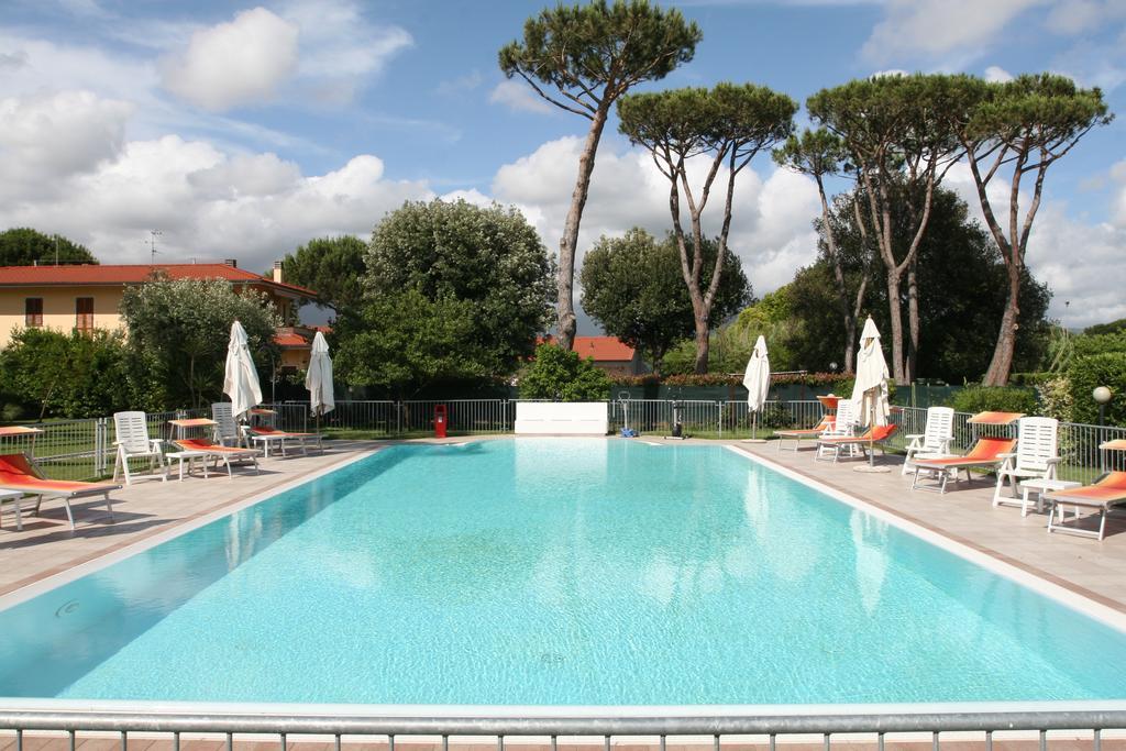 Hotel La Palma Lido di Camaiore Buitenkant foto