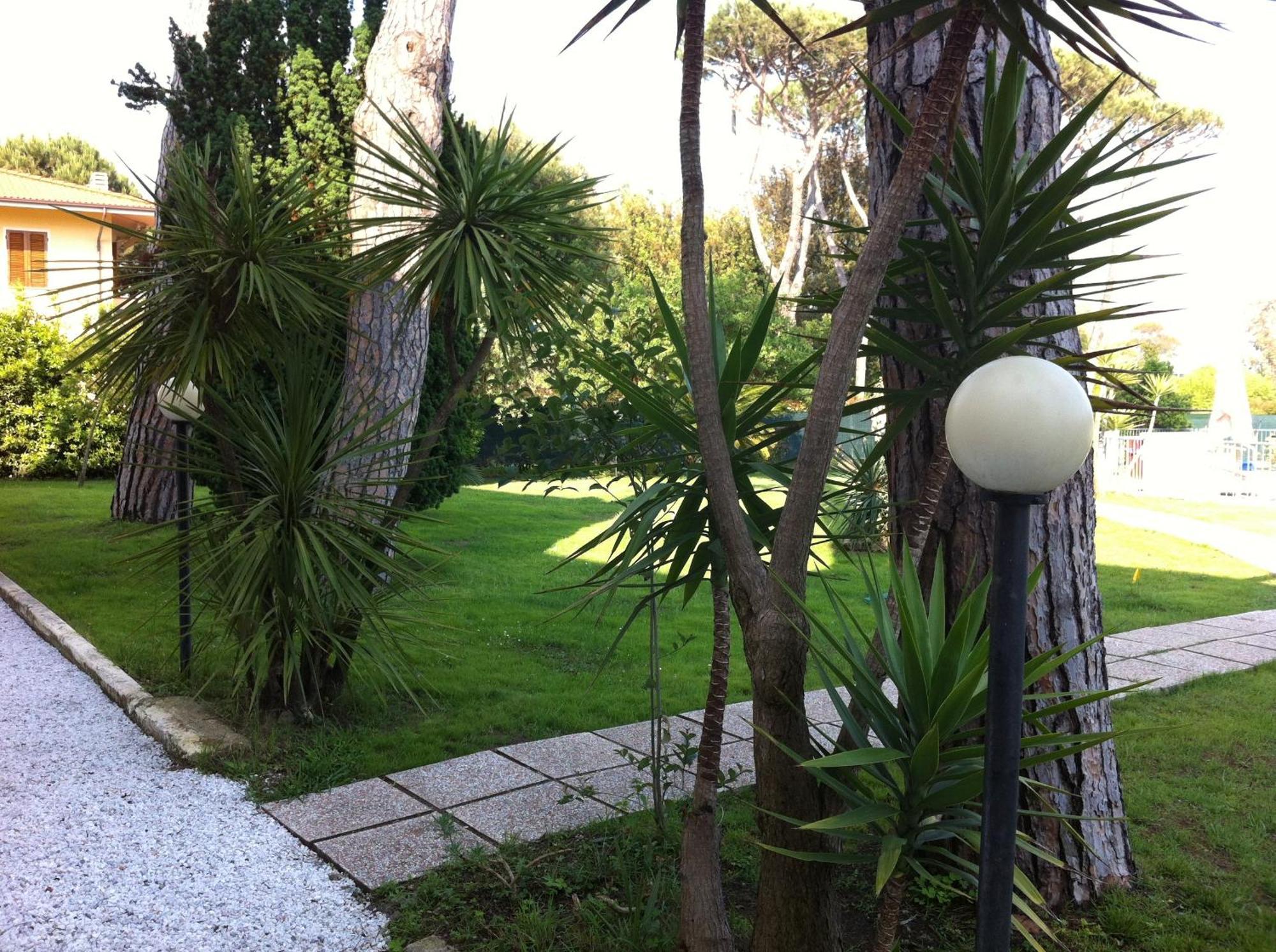 Hotel La Palma Lido di Camaiore Buitenkant foto