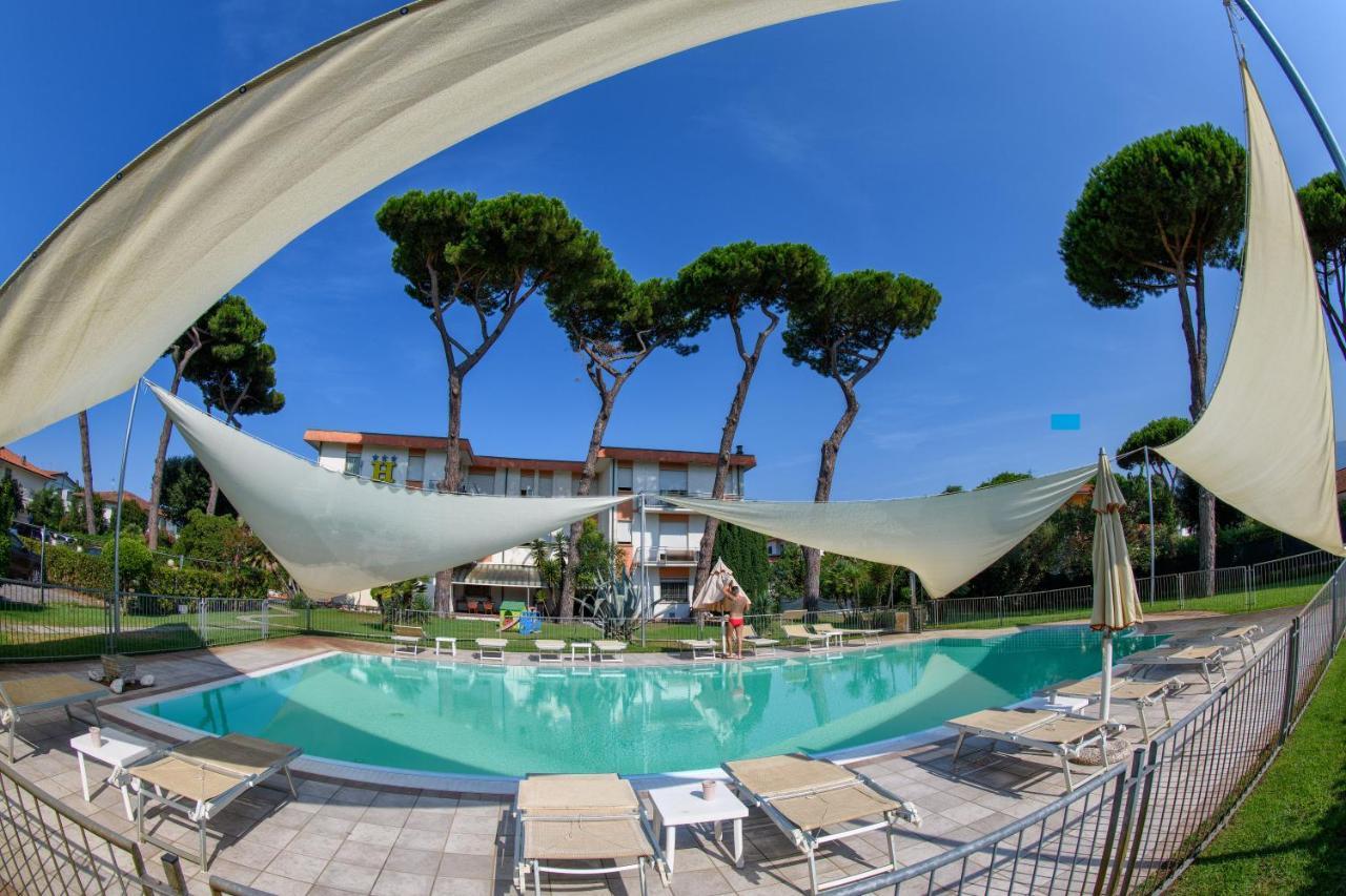 Hotel La Palma Lido di Camaiore Buitenkant foto